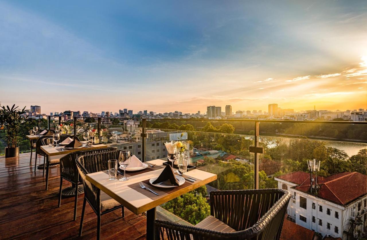 Authentic Hanoi Boutique Hotel Bagian luar foto
